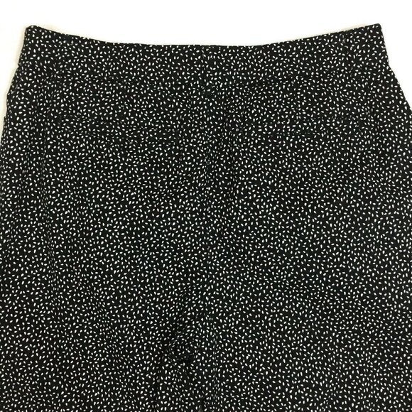 Croft & Barrow Women's size 6 Stretch Capris Cropped Pants Black White - Picture 4 of 7